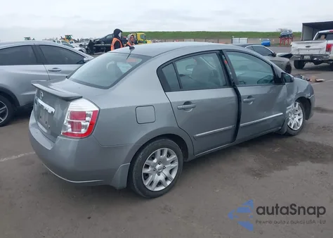 2012 Nissan Sentra 2.0 S z USA, uszkodzony, nr VIN 3N1AB6AP1CL743127